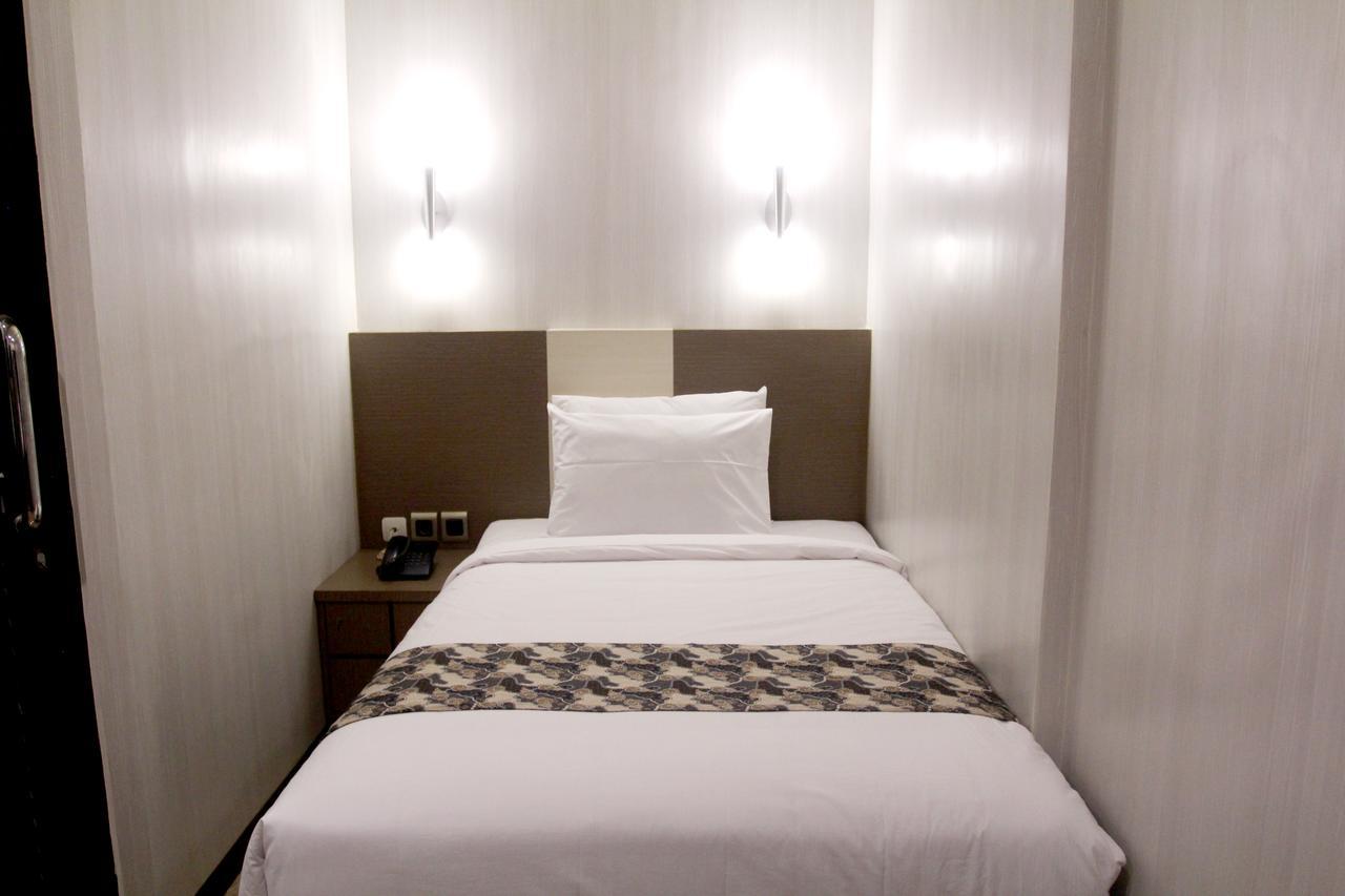 Citra Suites Raya Bratang Binangun Wonotjolo Exterior foto